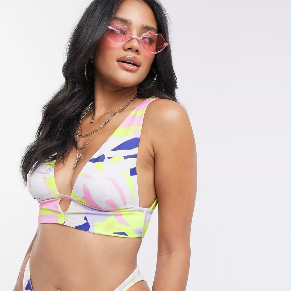 Plunge Chanelled longline crop bikini in block